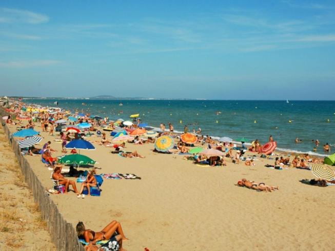 Maison tout confort 4 ch 8p domaine privé avec piscines, et plage à 10 min à pied - Maison 4 Chambres - 42
