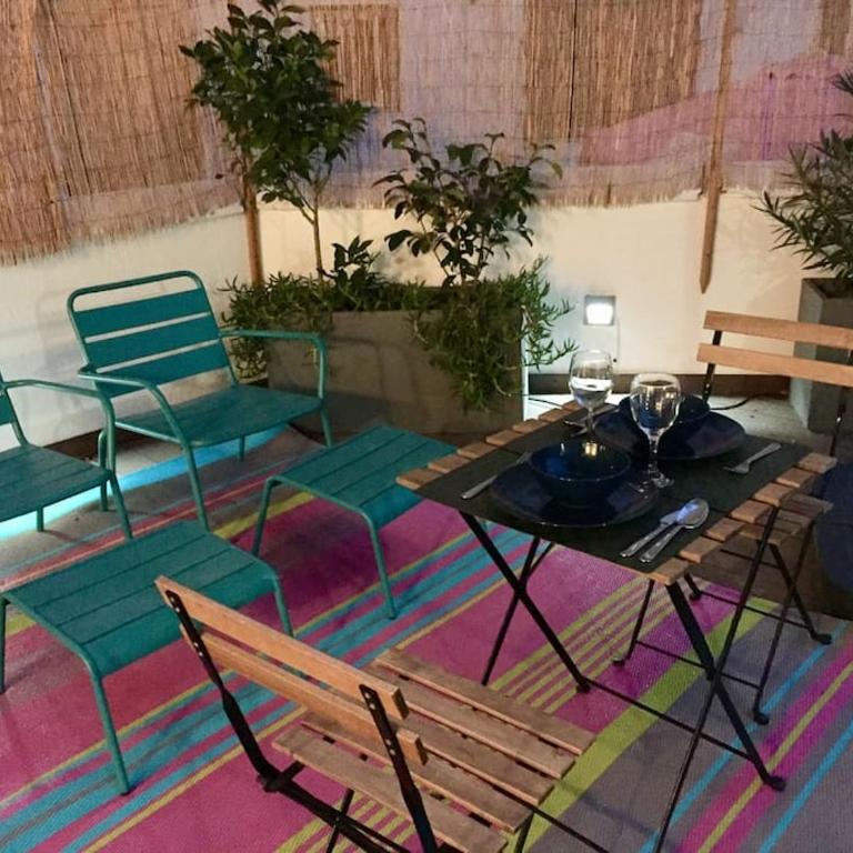 Heart of trendy area of Russafa with lovely terrace ! au coeur de Ruzafa avec belle terrasse ! - Two-Bedroom Apartment - 5