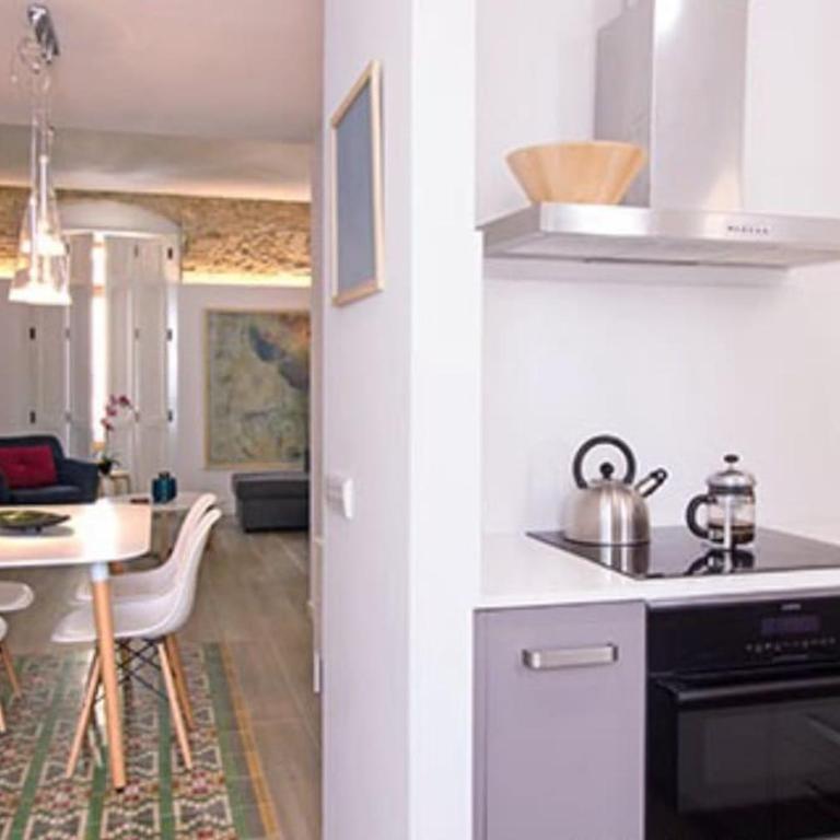 Heart of trendy area of Russafa with lovely terrace ! au coeur de Ruzafa avec belle terrasse ! - Two-Bedroom Apartment - 10