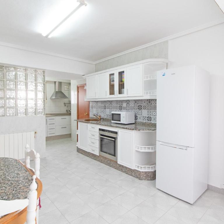 Global Vacacional, Apartamento céntrico en Puerto de Sagunto para 5 personas - Apartamento - 7