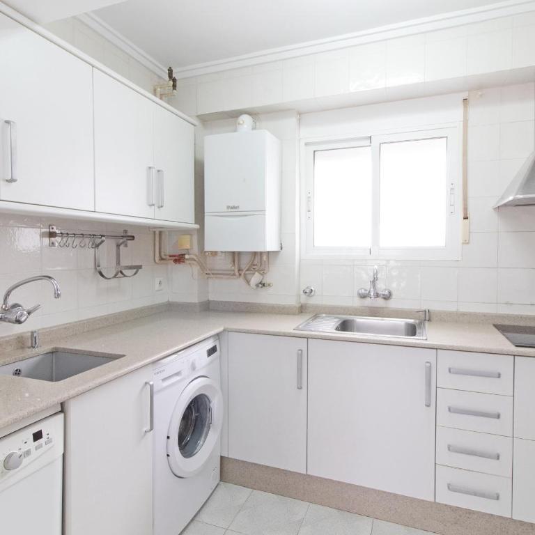 Global Vacacional, Apartamento céntrico en Puerto de Sagunto para 5 personas - Apartamento - 10