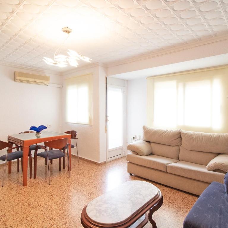 Global Vacacional, Apartamento céntrico en Puerto de Sagunto para 5 personas - Apartamento - 2