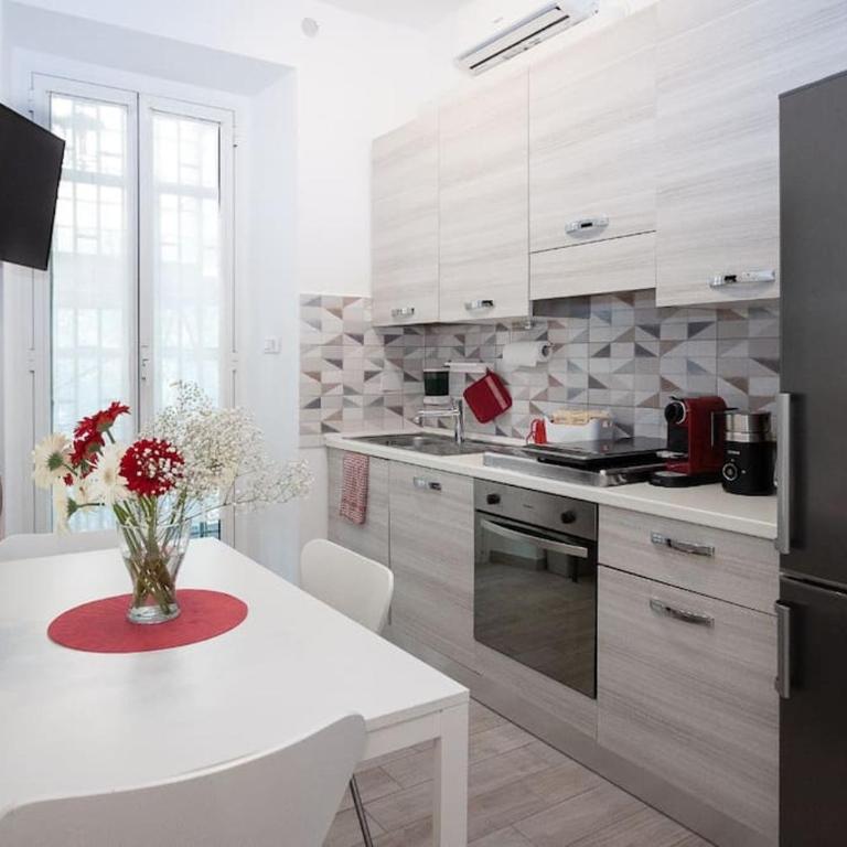 Easy Apartment - One-Bedroom Apartment - 14