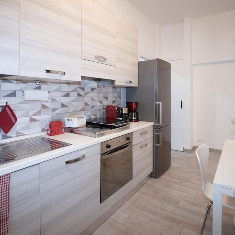 Easy Apartment - One-Bedroom Apartment - 10