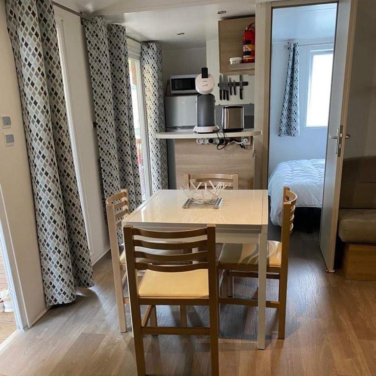 Mobilhome Vias plage dans Camping - Bungalow 3 Chambres - 9