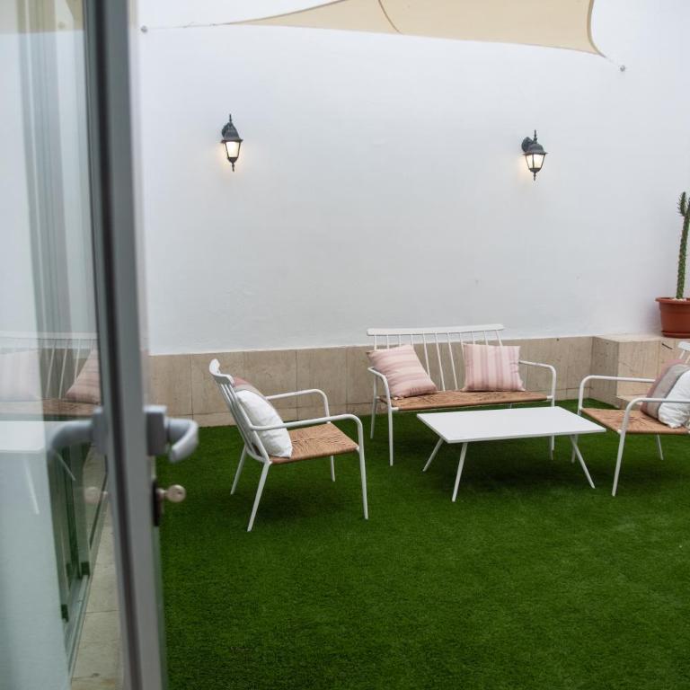 Tentudia Charming Apartments with Private Roof-Top or Patio in San Bernardo By OCityzen - Apartamento - Planta baja - 28