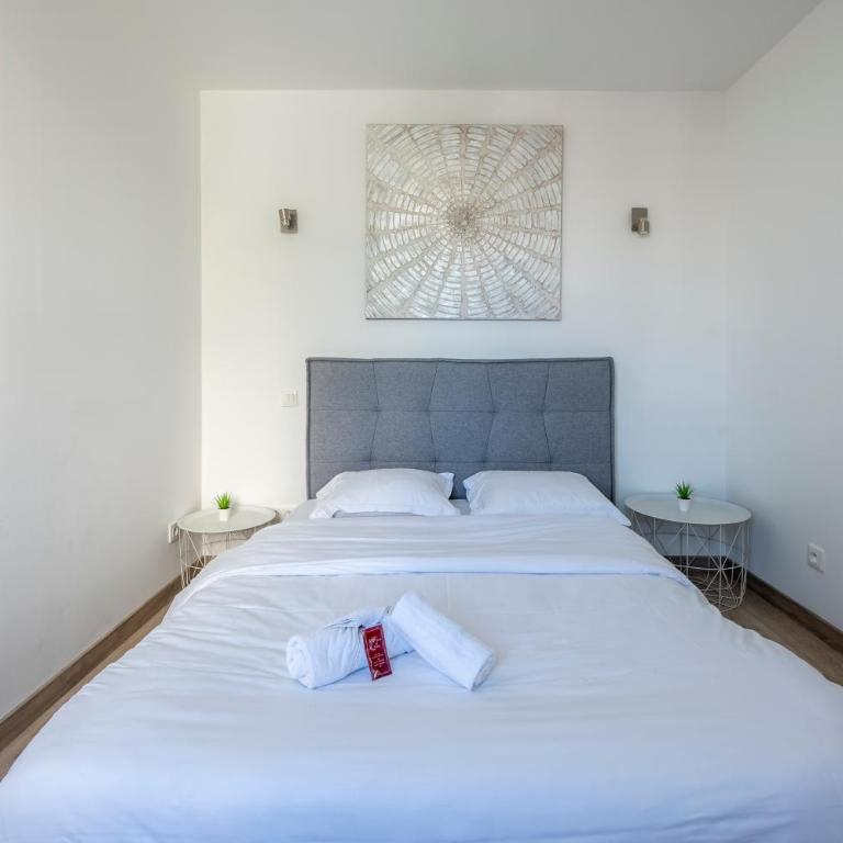 Dolmen Adrien 4 - Apartamento de 1 dormitorio - 2