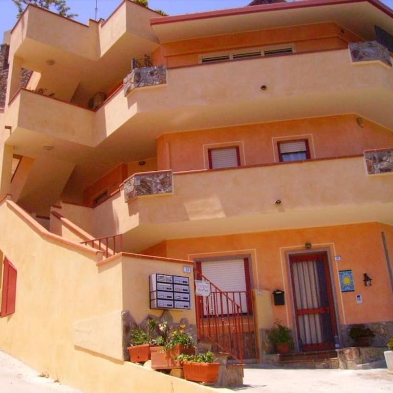 CASA ADELE a Villasimius al centro del paese ! - Two-Bedroom Apartment - 8