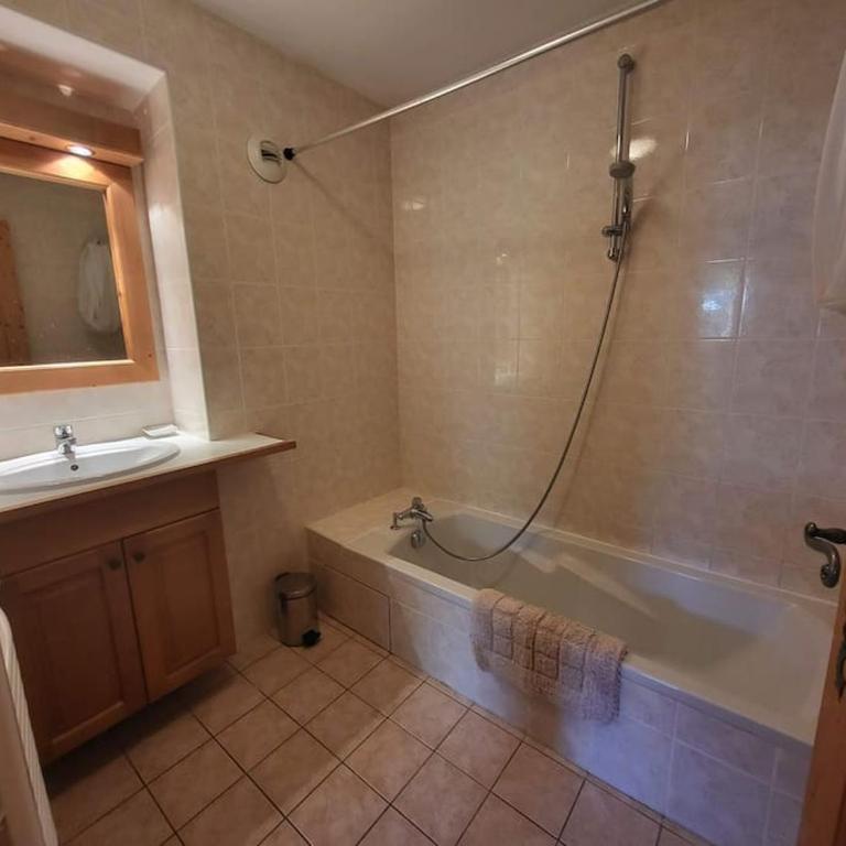A1/2, 3 bedroom apartment next to the ski lift - Appartement 3 Chambres - 15