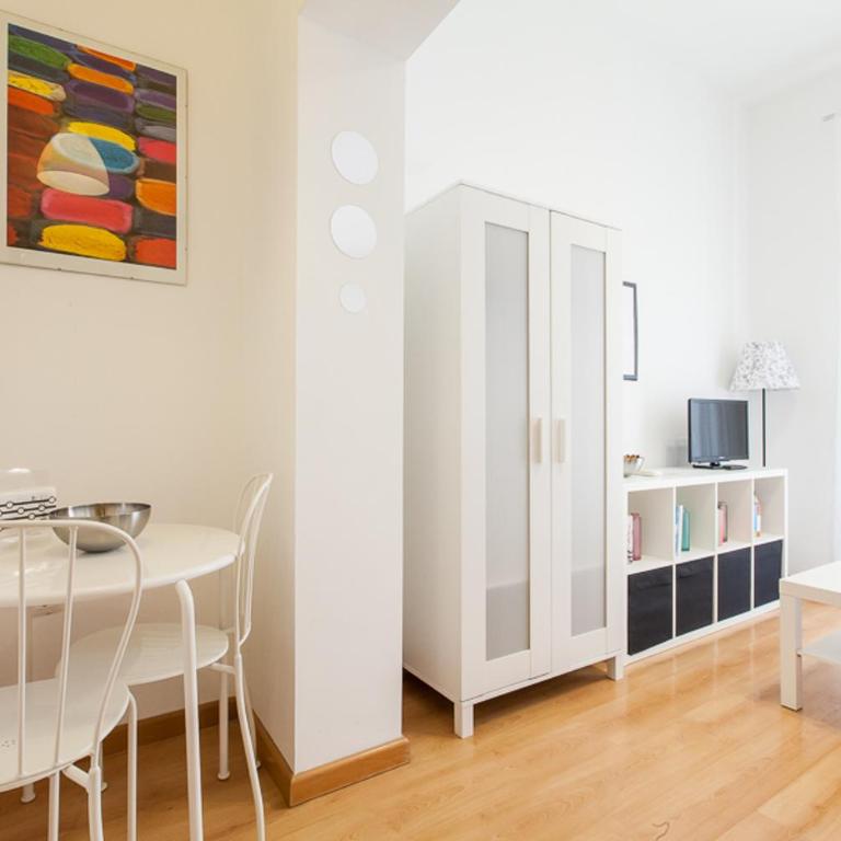 Peral Home Cozy Apartment - One-Bedroom Apartment - 11