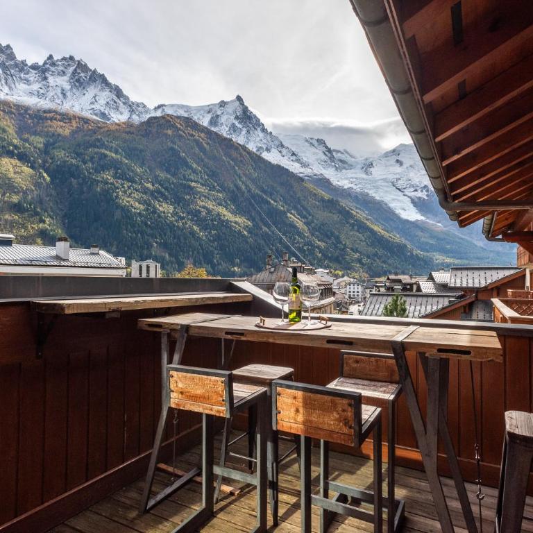 Apartment Longview, Alpes Agency, Central Chamonix, Sleeps 8 - Apartment - 32