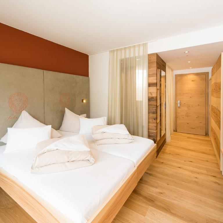 Hotel Der Löwe Leogang - Doppelzimmer mit Balkon - 1