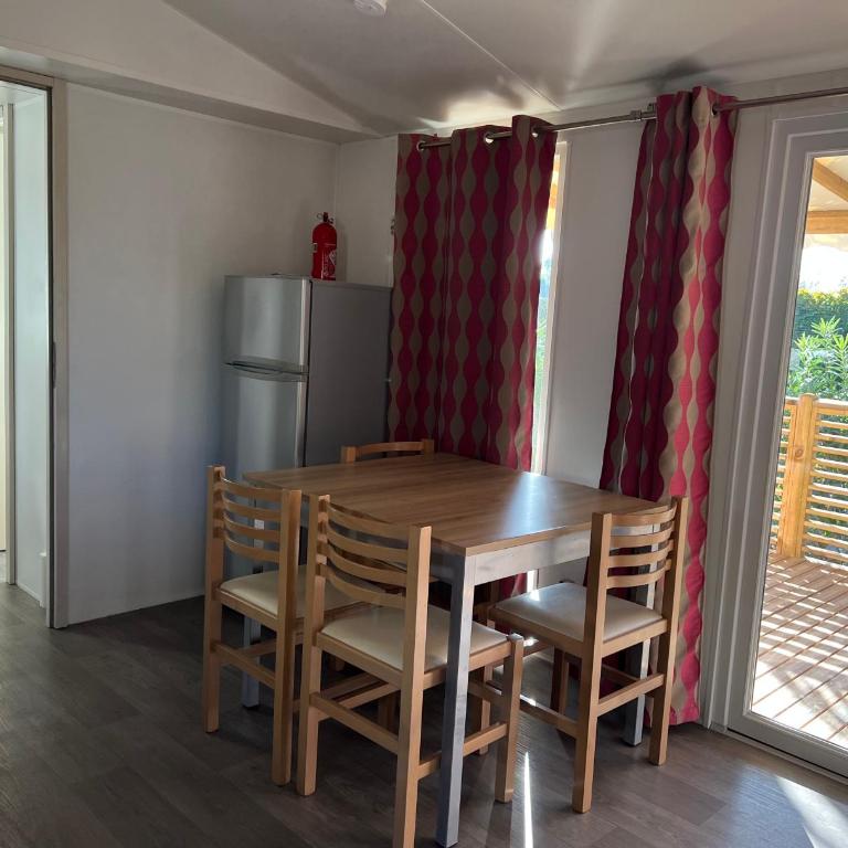 Mobilhome La Carabasse Vias Plage - Mobile Home - 8