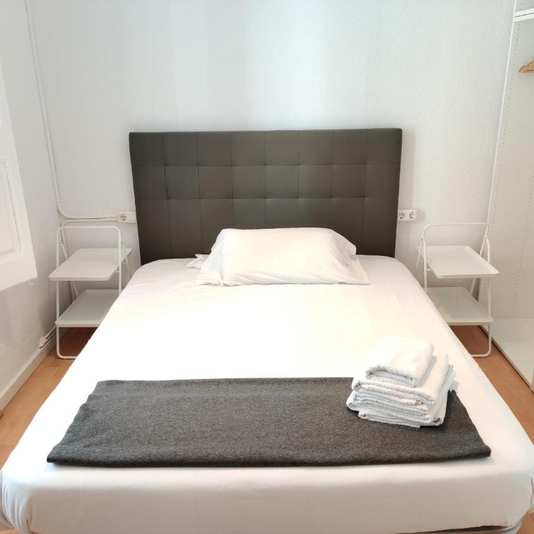 Family apartment Gracia - One-Bedroom Apartment - 4