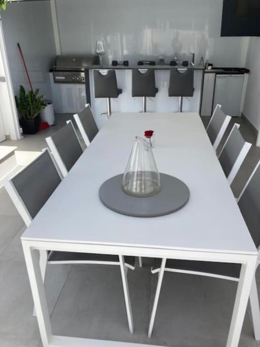 Centraal gelegen luxebungalow - Two-Bedroom House - 12