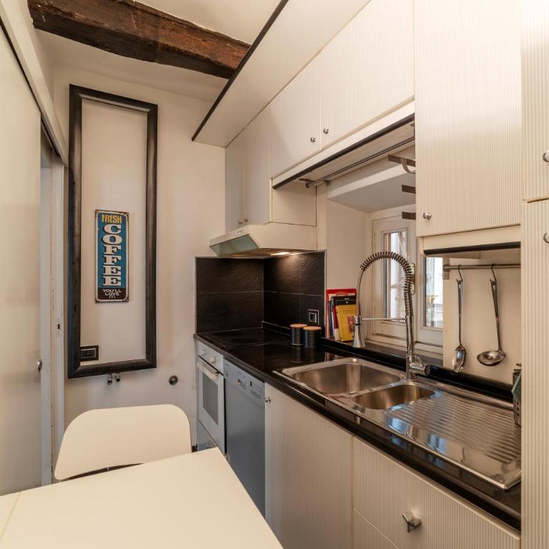 GuestHost - Piazza di Spagna Classy Apartment - Appartamento con 2 Camere da Letto - 8