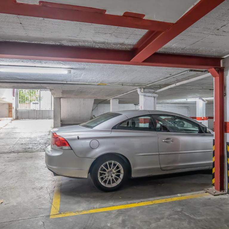 Zafiro Apartment&Parking in the historical centre - Two-Bedroom Apartment - 29