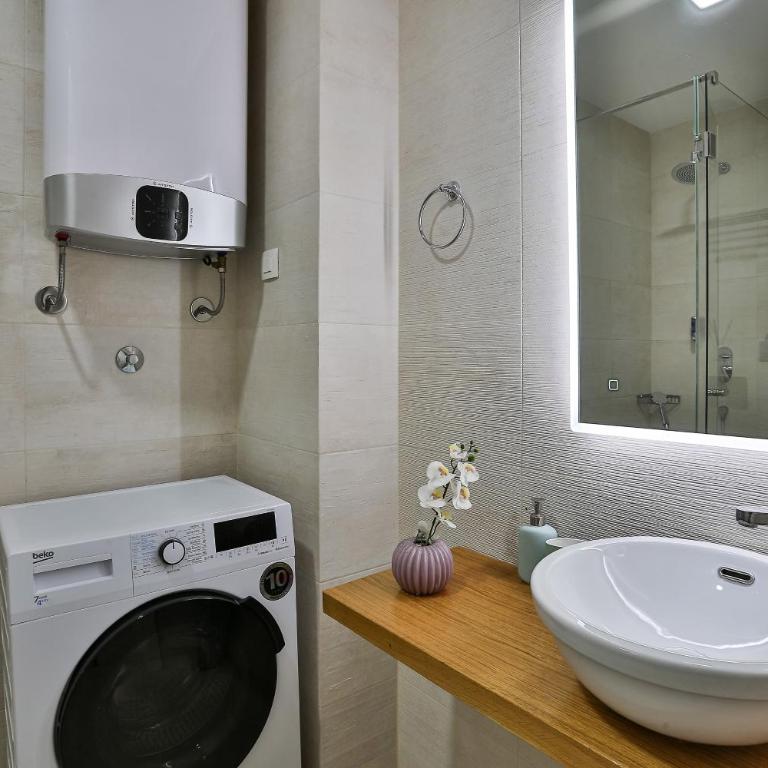 Royal Gardens Paradise - Apartman sa Pogledom na More - 12