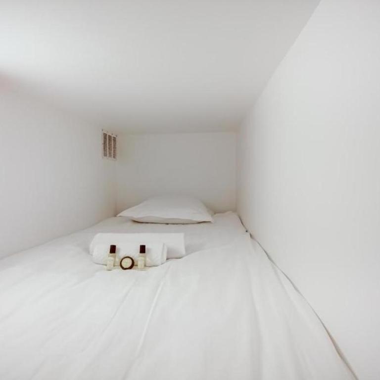 Tiny boutique studio in Paris 11 - One-Bedroom Apartment - 9