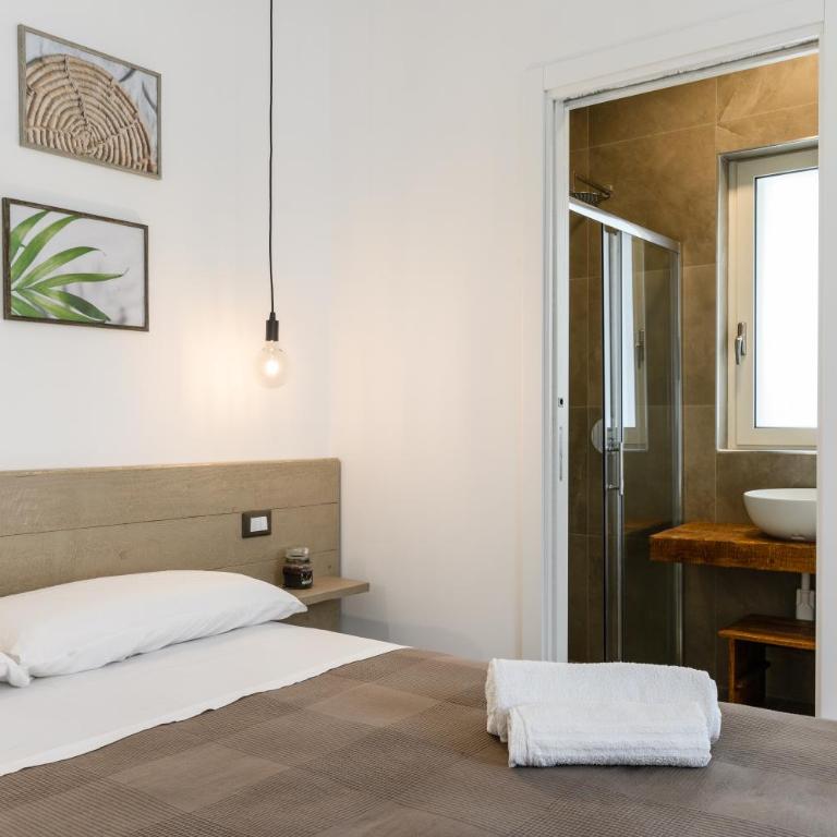 Luoghi di Puglia - Camera Matrimoniale con Vasca Idromassaggio - 6