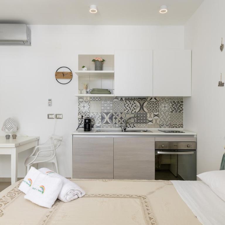 Luoghi di Puglia - Monolocale con Vasca Idromassaggio - 10