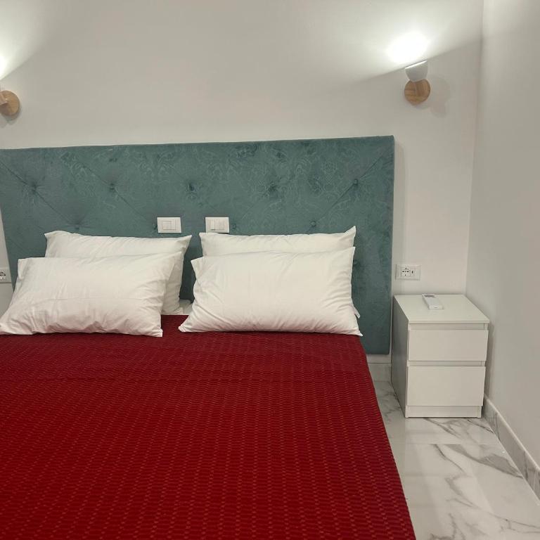 Guesthouse Dahlia Rossa - Camera Matrimoniale/Doppia con Letti Singoli con Bagno Privato - 2