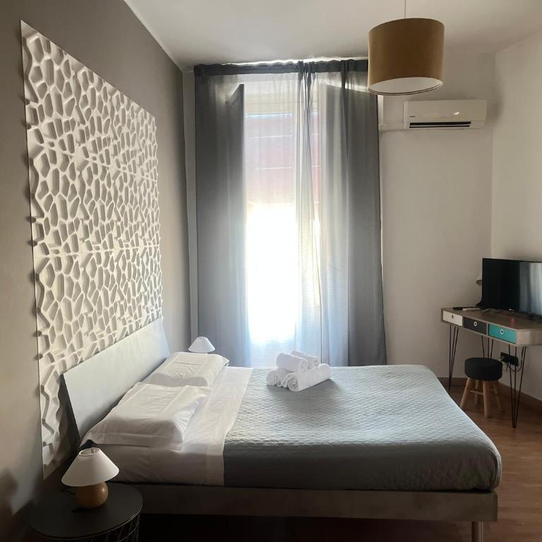 Stesicoro InHabit - Catania City Center - Deluxe Queen Room - 2