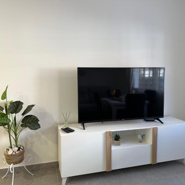 Coqueto apto a 2 min de la playa - Two-Bedroom Apartment - 13