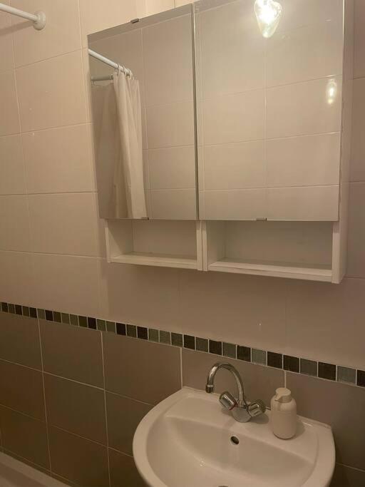 Nice room in Paris center - Appartement 1 Chambre - 6