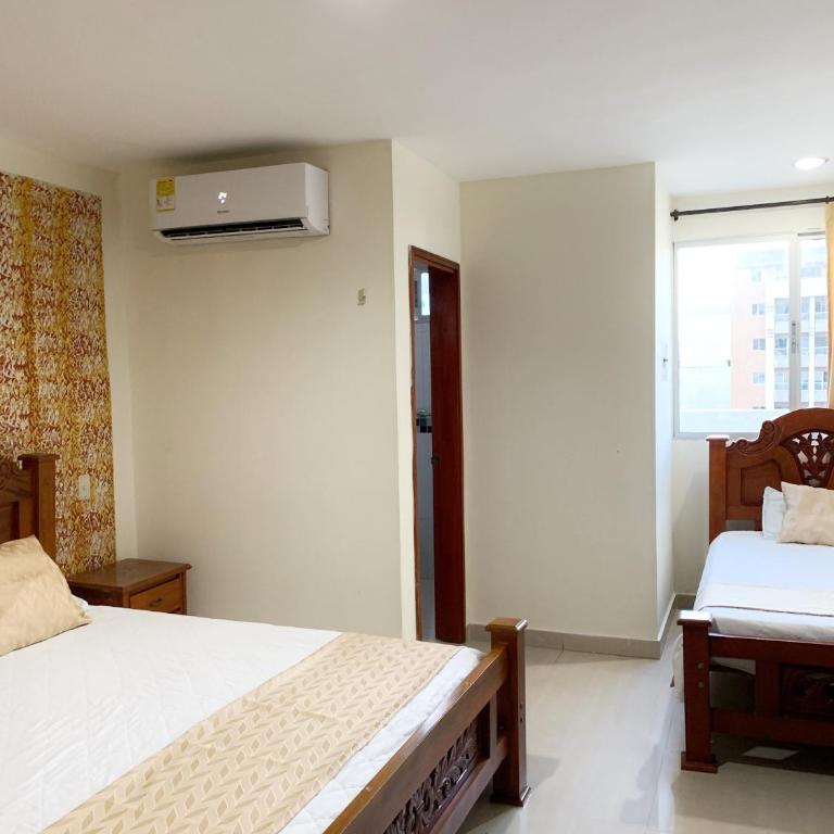 Hotel Continental Plaza Barranquilla - Habitación Triple con baño privado - 7
