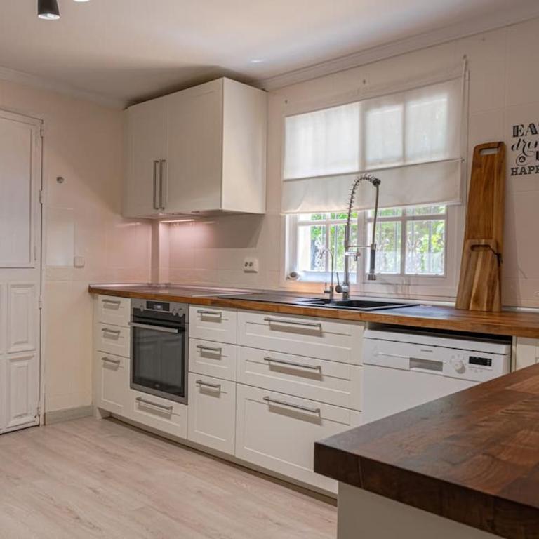 Lovely holiday residence - delicious pool and Padel - 6 bedrooms - One-Bedroom Villa - 7