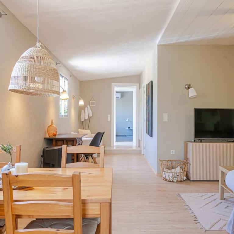 Lovely holiday residence - delicious pool and Padel - 6 bedrooms - One-Bedroom Villa - 8