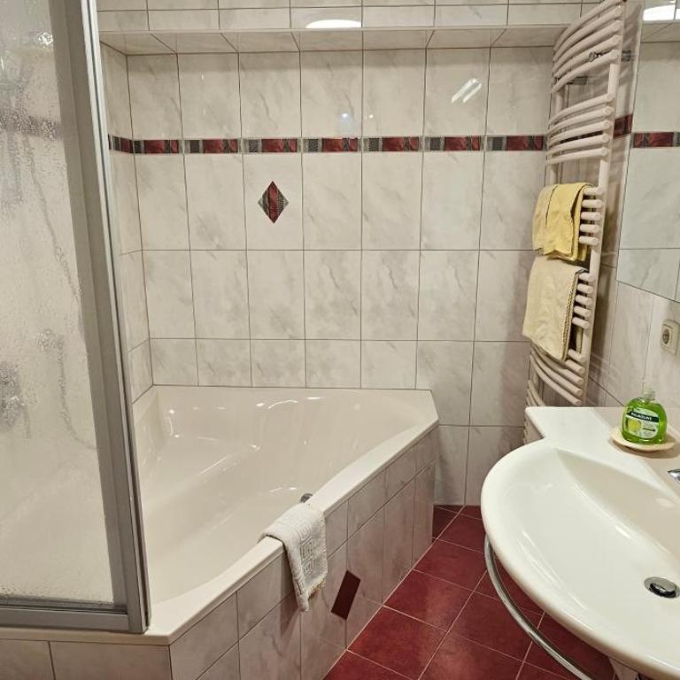 Hotel-Garni Pramstraller - Apartment mit 1 Schlafzimmer - 5
