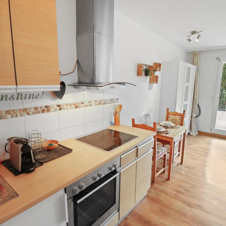 Charmant studio ouvert avec vue paisible - Appartement 1 Chambre - 2