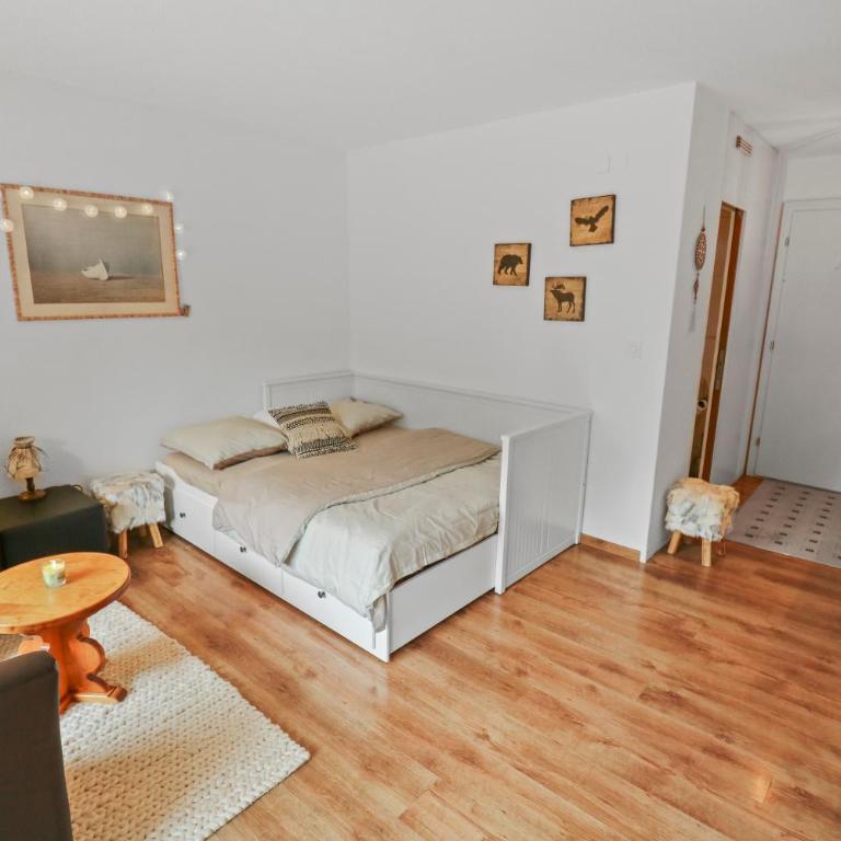 Charmant studio ouvert avec vue paisible - Appartement 1 Chambre - 7