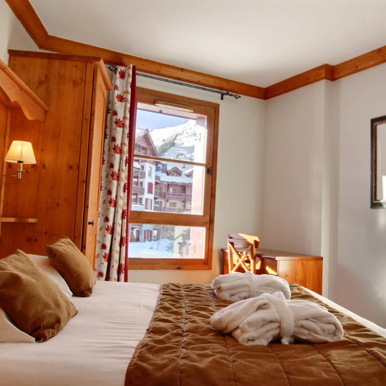 ARC 1950 - Appartement 10 personnes Duplex Cheminée - ski aux pieds - Sauna, Hammam, Jacuzzi - Appartamento con 4 Camere da Letto e Balcone - 13