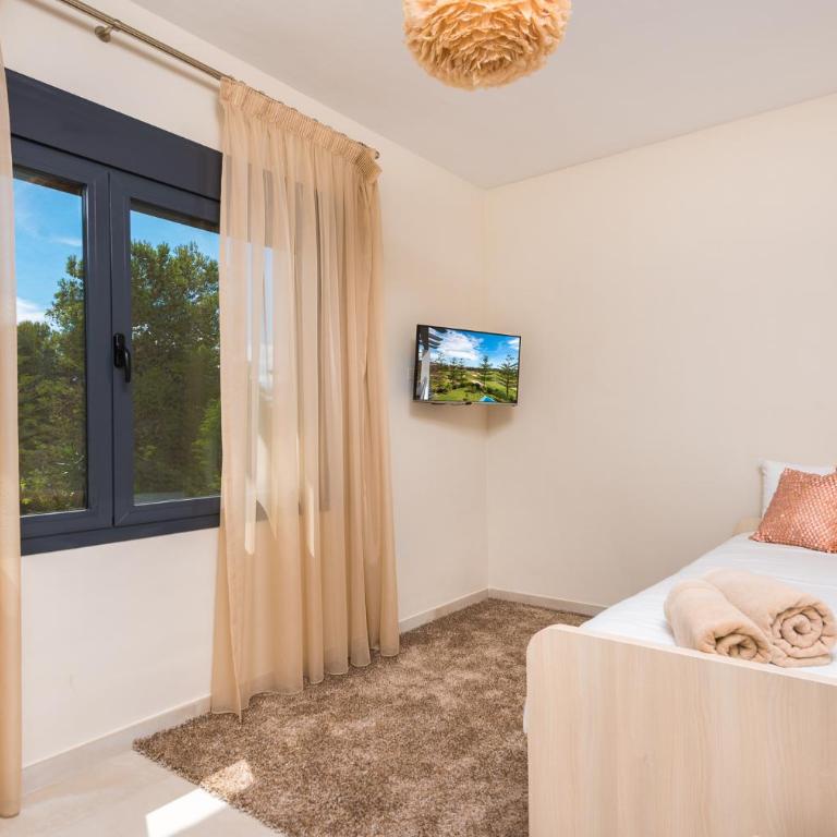 Luz de Verano Stunning Holiday Villa - Villa - 21