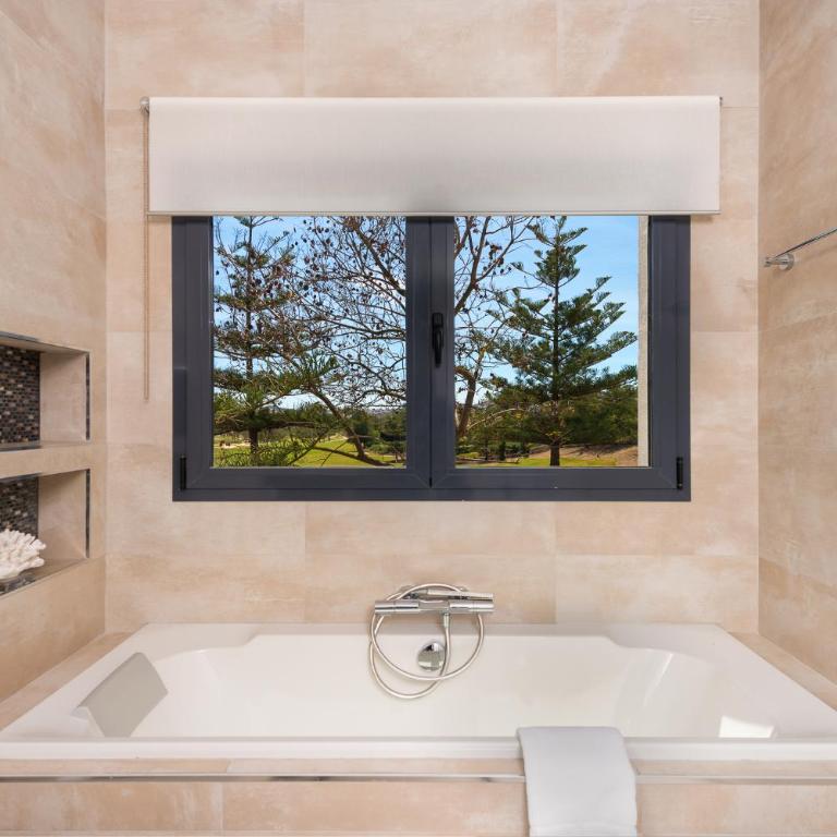 Luz de Verano Stunning Holiday Villa - Villa - 23