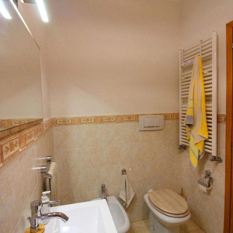 INTERNO 30 - Appartamento con 2 Camere da Letto - 9