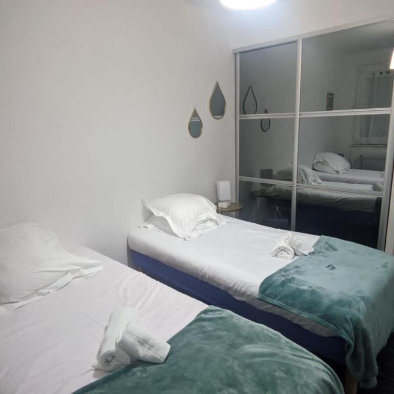 Le Boileau - Apartment for 4 people parking and balcony CLOSE to the Lake - Apartamento - 11