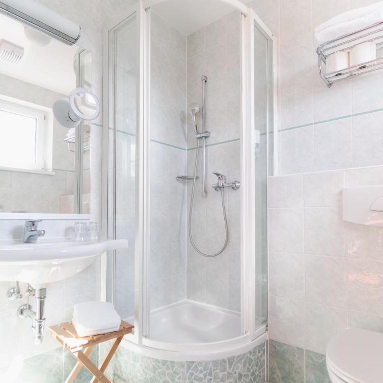Mahorko Wein Wellness Wasserbüffel - Panorama Doppelzimmer mit Bergblick - 3