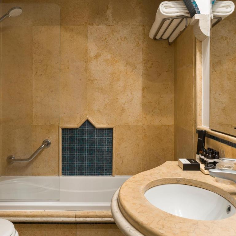 Romano Palace Luxury Hotel - Standard Double or Twin Room - 8
