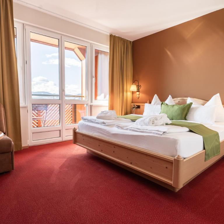 Mahorko Wein Wellness Wasserbüffel - Panorama Doppelzimmer mit Bergblick - 1