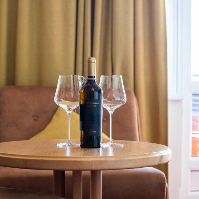 Mahorko Wein Wellness Wasserbüffel - Panorama Doppelzimmer mit Bergblick - 11