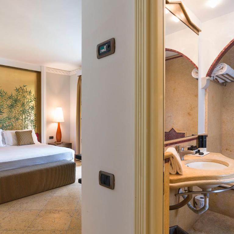 Romano Palace Luxury Hotel - Superior Double or Twin Room with Terrace - 13