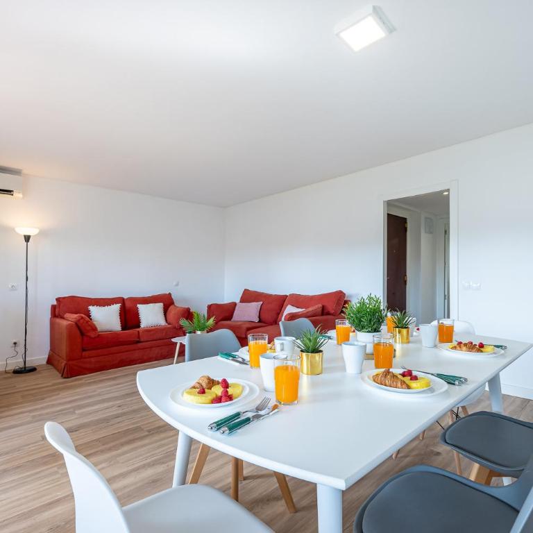 797 HOLIDAY RENTALS - Piso reformado con amplia terraza Carihue - Apartamento con terraza - 10