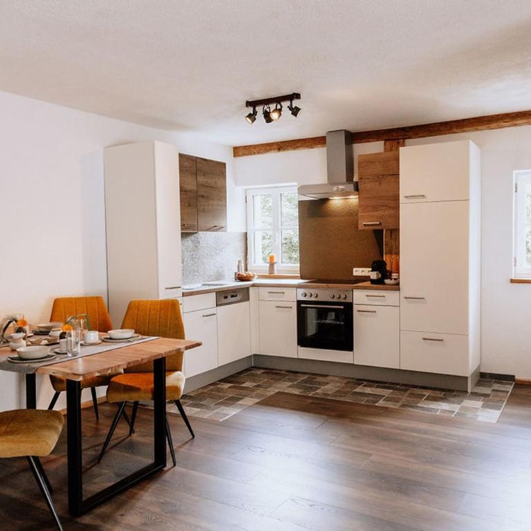 Das Schutzhaus-Bed and Breakfast-Dein Basislager im Salzkammergut - Apartment mit 1 Schlafzimmer - 2