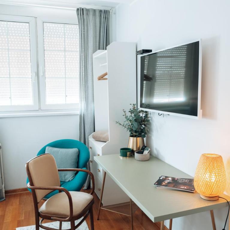 Zeus Nest Apartment - Studio Apartman - 6