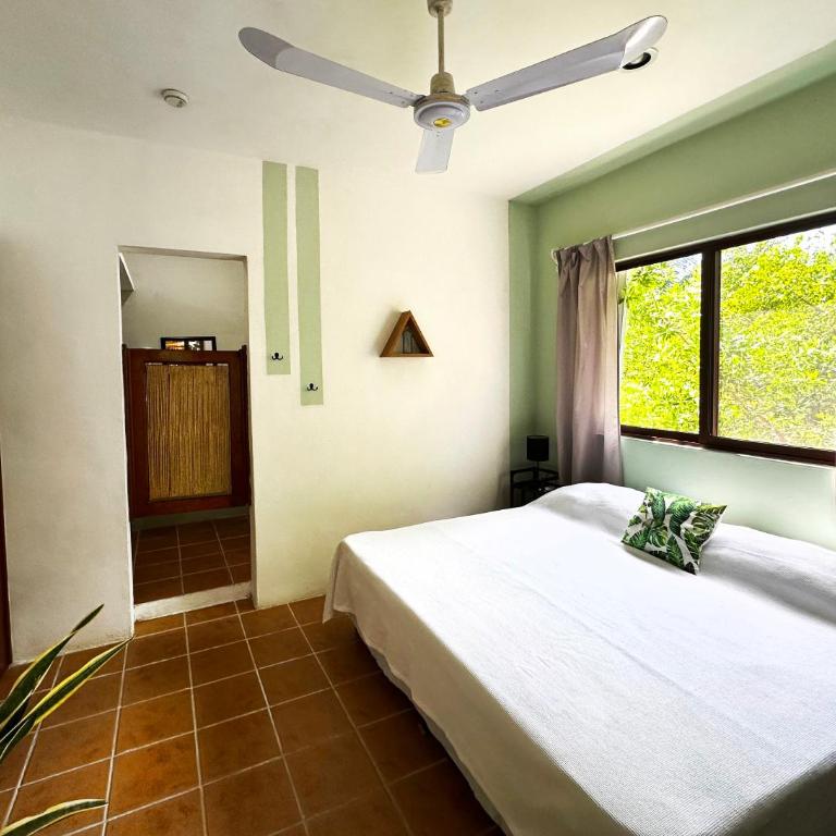 Sirenas Caribbean Rooms Holbox - Habitación Doble con terraza - 8