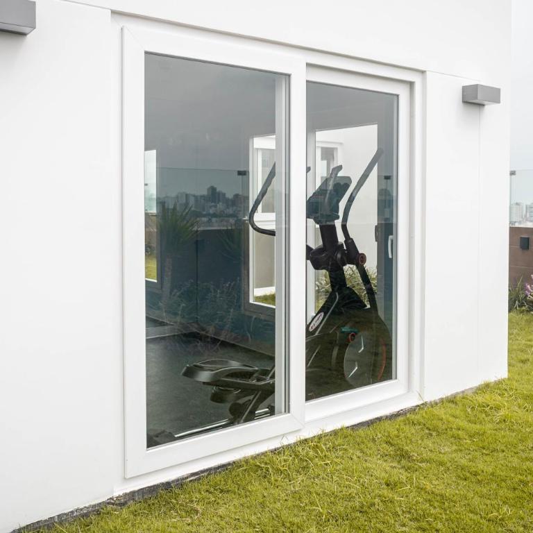 Beautiful Space in Miraflores 3BR 2Bths Exclusive King Bed Suite and Parking - Apartamento de 3 dormitorios con balcón - 16